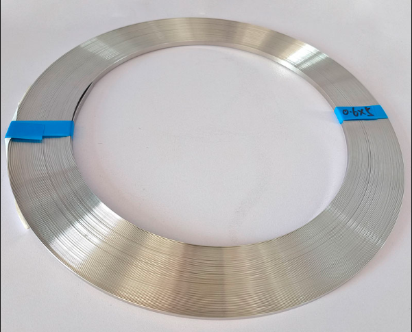 Apa kaluwihan jalur stainless steel kinerja sing dhuwur?